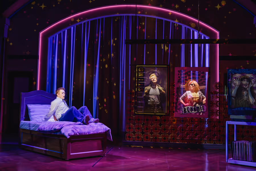 Review: BECOMING NANCY, Birmingham Rep Image