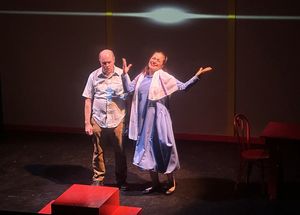 Mike Roche, Holly O?Brien @ BroadwayWorld Mike Roche, Holly O?Brien Photo