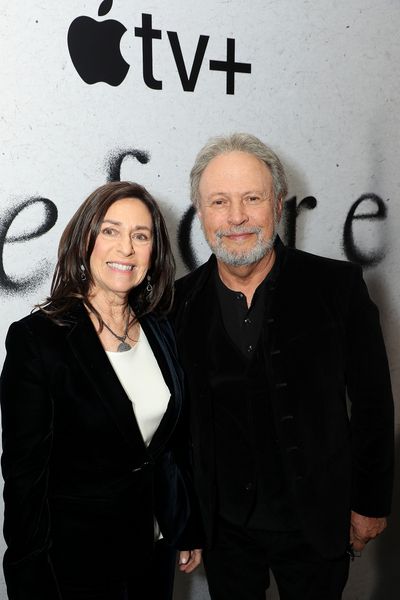 Janice Crystal and Billy Crystal

 Photo