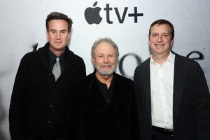 Zack Van Amburg ( Head of Apple World Wide Video), Billy Crystal and Matt Cherniss (H Photo