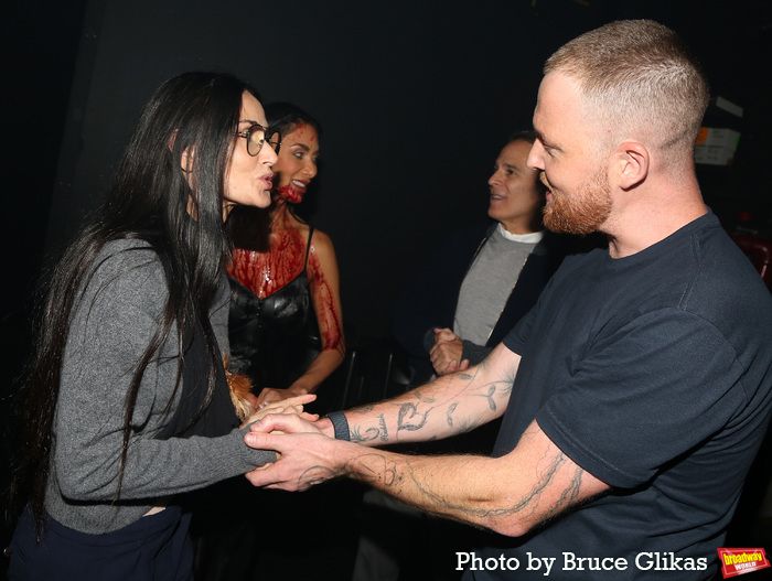Photos: Demi Moore Visits SUNSET BOULEVARD on Broadway — photo 9 of 13