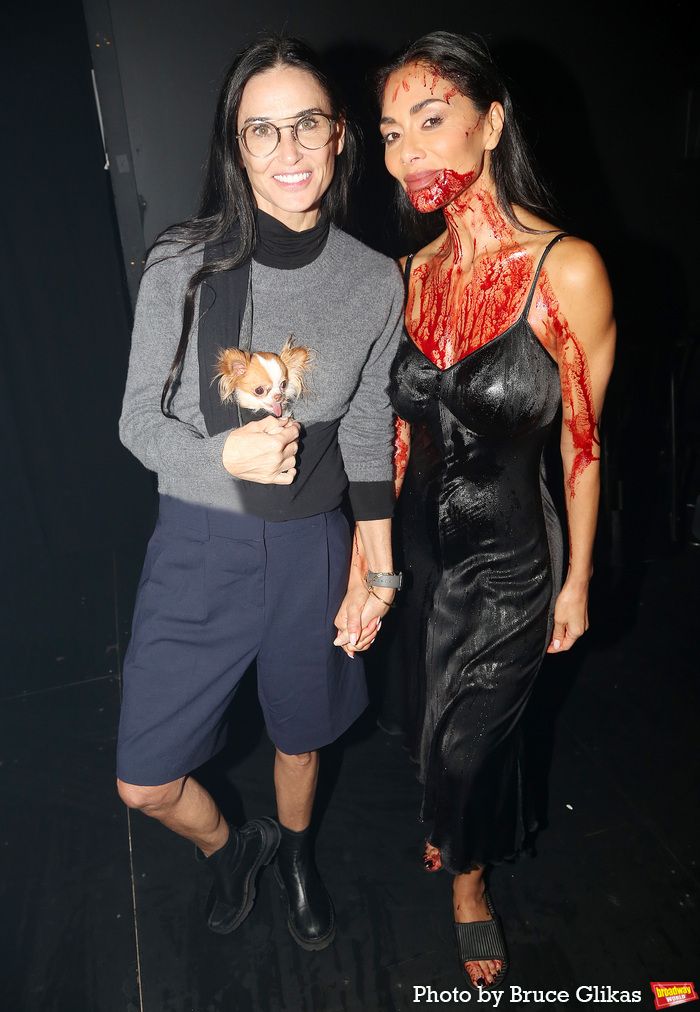 Photos: Demi Moore Visits SUNSET BOULEVARD on Broadway — photo 6 of 13