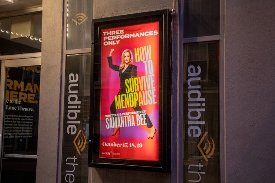 Photos: Samantha Bee's HOW TO SURVIVE MENOPAUSE Opens at Audible's Minetta Lane Theatre  Image