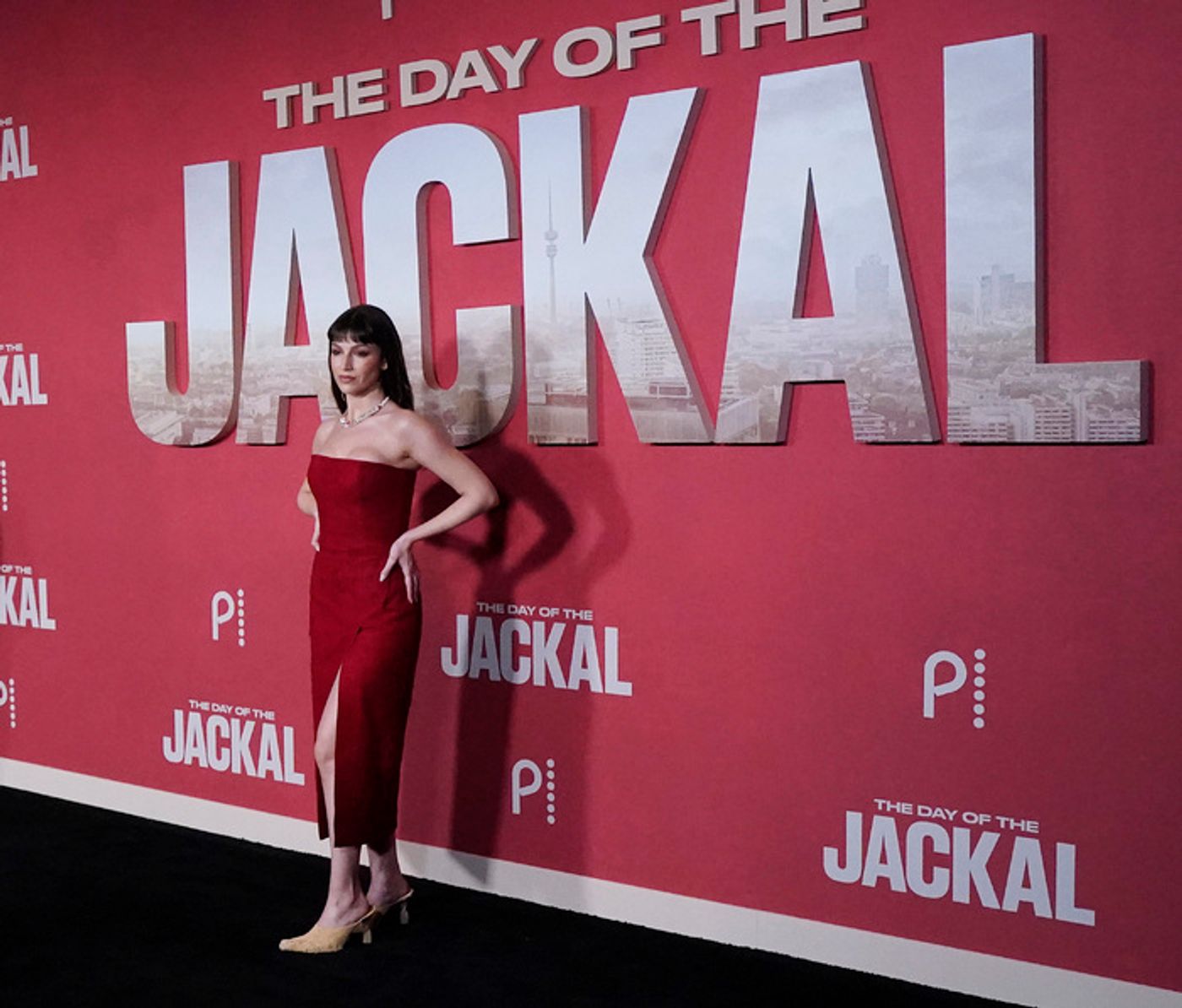 Photos: Eddie Redmayne, Lashana Lynch at THE DAY OF THE JACKAL NYC Premiere Photos: Eddie Redmayne, Lashana Lynch at THE DAY OF THE JACKAL NYC Premiere Image
