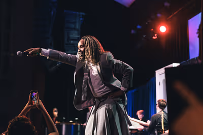 Billy Porter Photo
