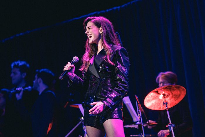 Photos: Anne Hathaway, Billy Porter & More at BROADWAY RALLIES FOR KAMALA! — photo 34 of 35