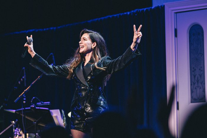 Photos: Anne Hathaway, Billy Porter & More at BROADWAY RALLIES FOR KAMALA! — photo 35 of 35