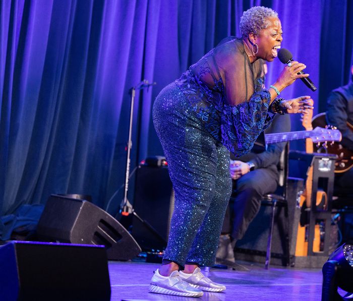 Photos: Anne Hathaway, Billy Porter & More at BROADWAY RALLIES FOR KAMALA! — photo 14 of 35