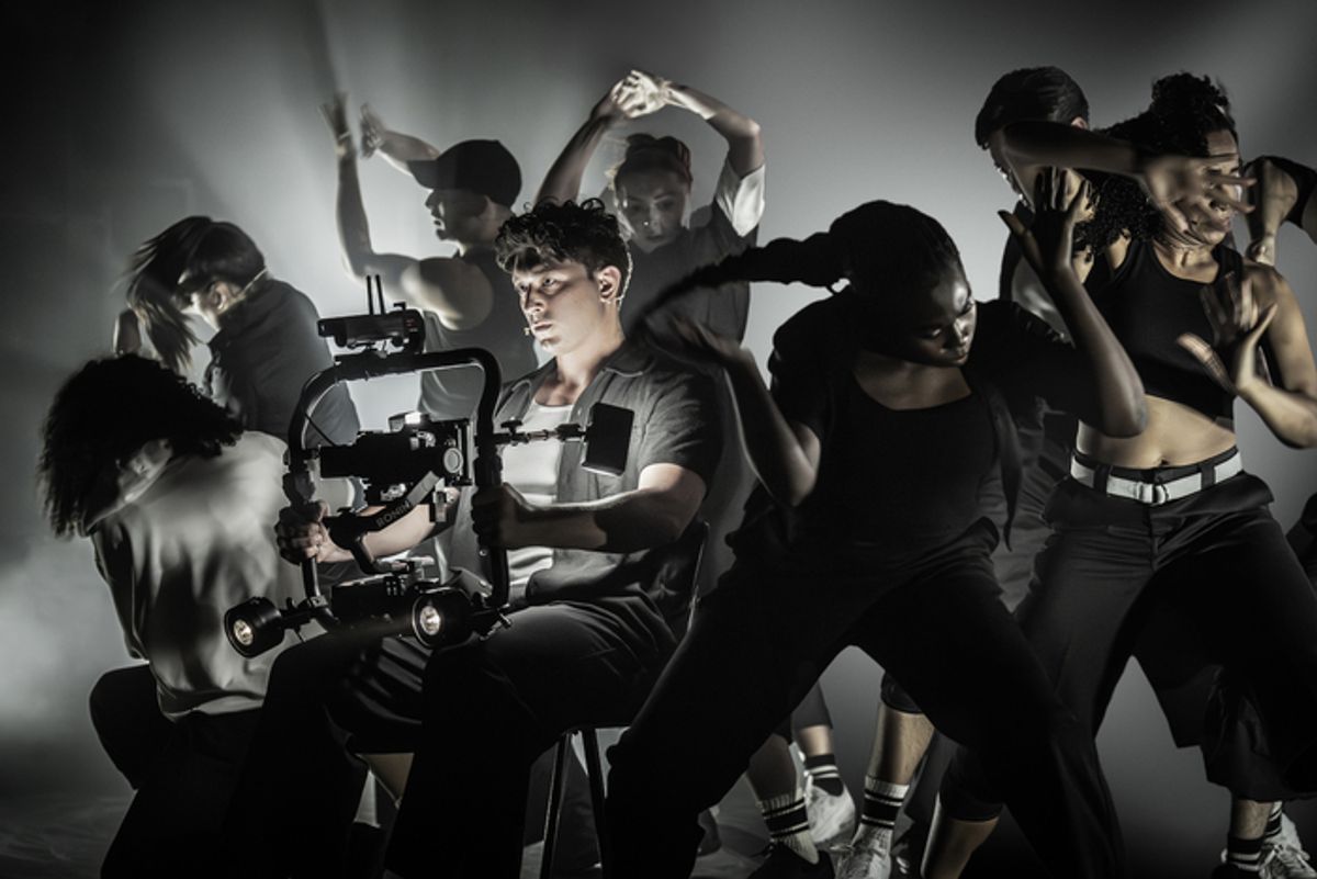 Tom Francis and the ensemble of SUNSET BLVD  at 