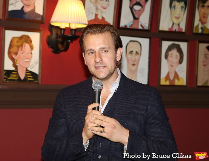 Photos: CAA's Joe Machota Receives Portrait at Sardi's — photo 48 of 78
