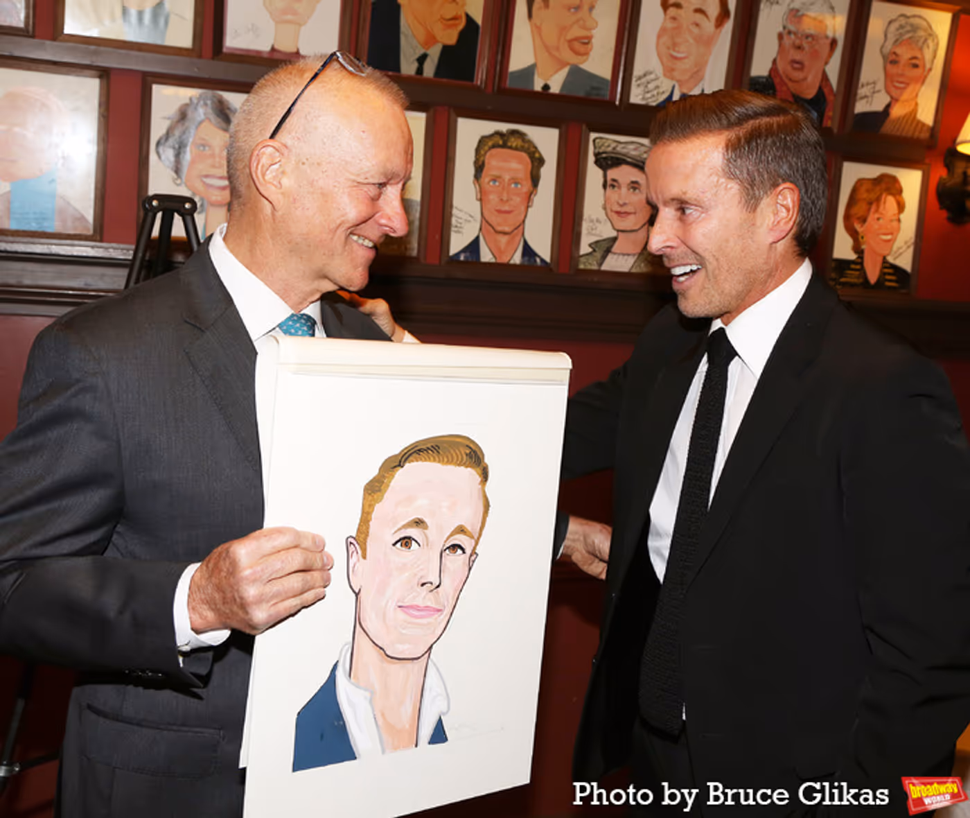 Photos: CAA's Joe Machota Receives Portrait at Sardi's  Image