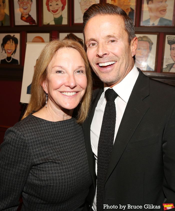 Photos: CAA's Joe Machota Receives Portrait at Sardi's — photo 69 of 78