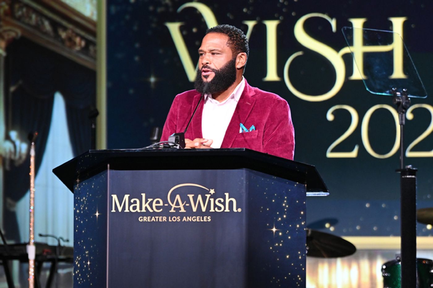 Photos: Ashley Park, Julianne Hough, & More Attend Make-A-Wish Masquerade Wish Gala 2024 Photos: Ashley Park, Julianne Hough, & More Attend Make-A-Wish Masquerade Wish Gala 2024 Image