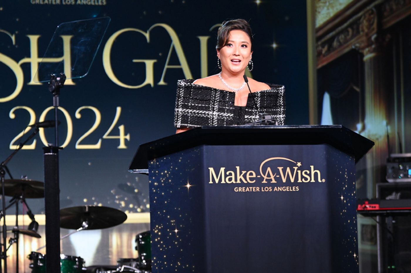 Photos: Ashley Park, Julianne Hough, & More Attend Make-A-Wish Masquerade Wish Gala 2024 Photos: Ashley Park, Julianne Hough, & More Attend Make-A-Wish Masquerade Wish Gala 2024 Image