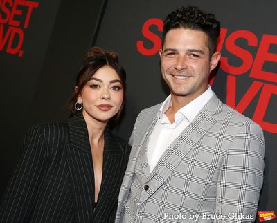 Sarah Hyland and Wells Adams Photo