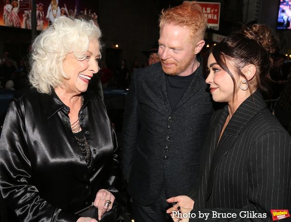 Betty Buckley, Jesse Tyler Ferguson and Sarah Hyland Photo