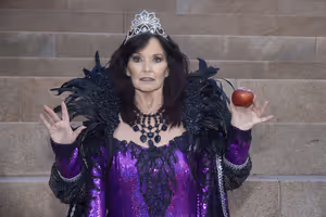 Maureen Nolan @ BroadwayWorld Maureen Nolan Photo