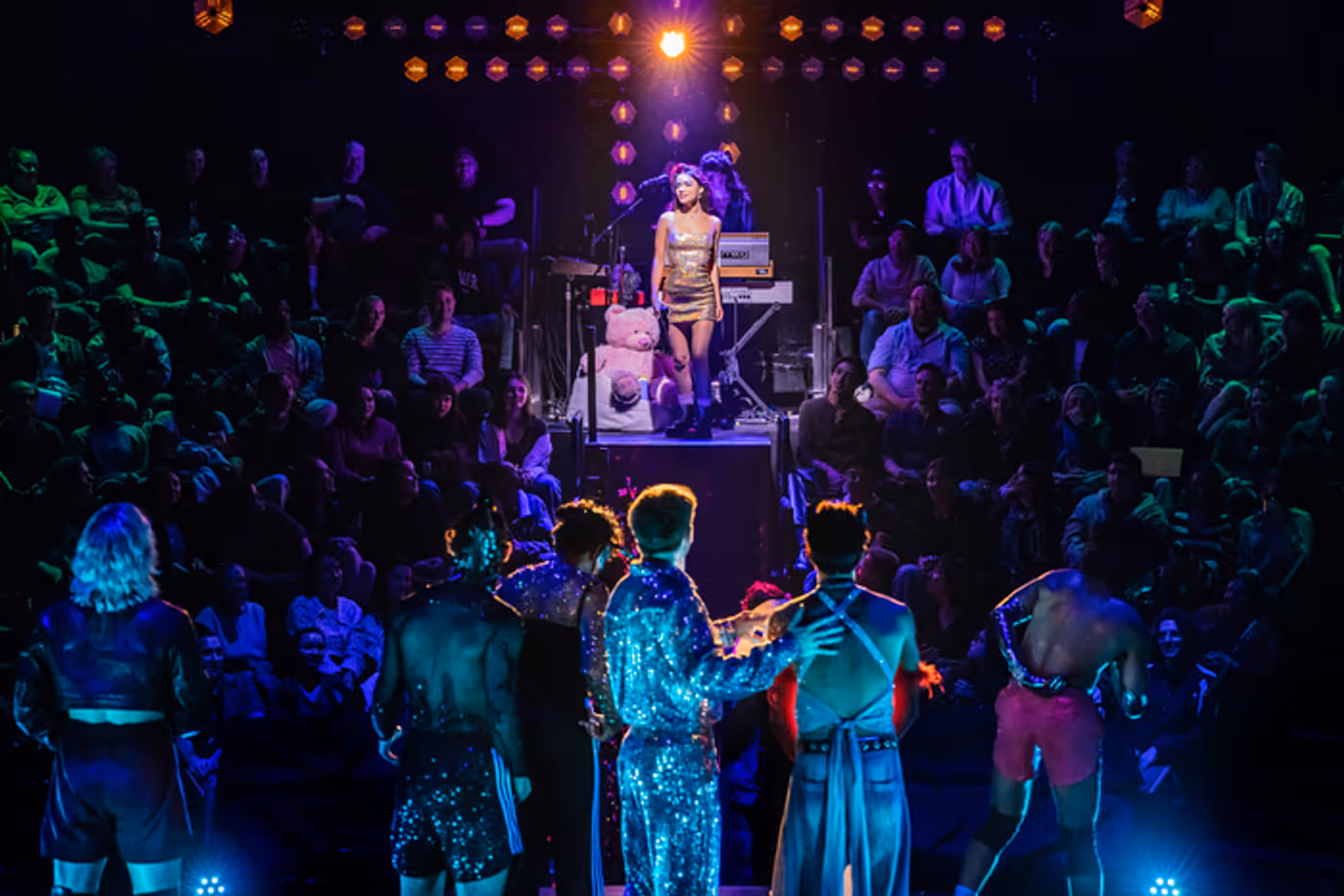 Photos: Kit Connor and Rachel Zegler in ROMEO + JULIET on Broadway  Image