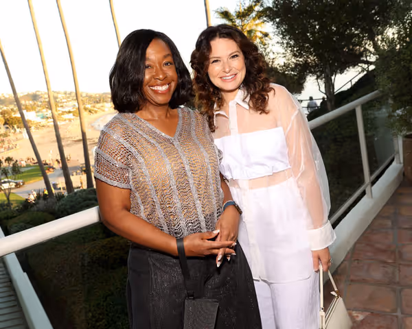 Shonda Rhimes, Katie Lowes Photo