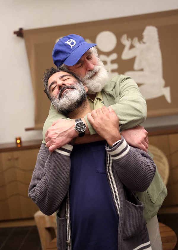 Parvesh Cheena, Tom Amandes Photo