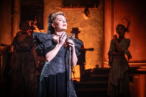 Rachel Tucker Photo