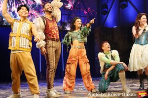 Joomin Hwang, Reese Britts, Charli D’amelio, Nicholas Cooper and Alison Luff Photo