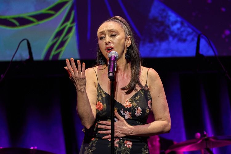 Photos: WELL-BEHAVED WOMEN Raises Money for the Harris Victory Fund Photos: WELL-BEHAVED WOMEN Raises Money for the Harris Victory Fund Image