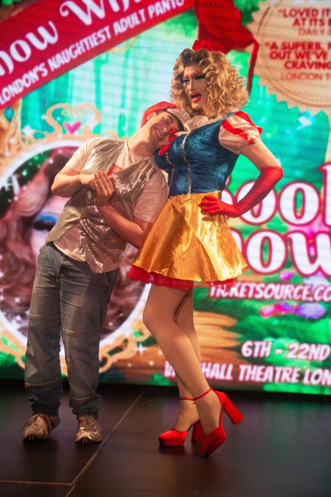 Photos: SNOW WHITE Pantomime at Vauxhall Theatre Photos: SNOW WHITE Pantomime at Vauxhall Theatre Image