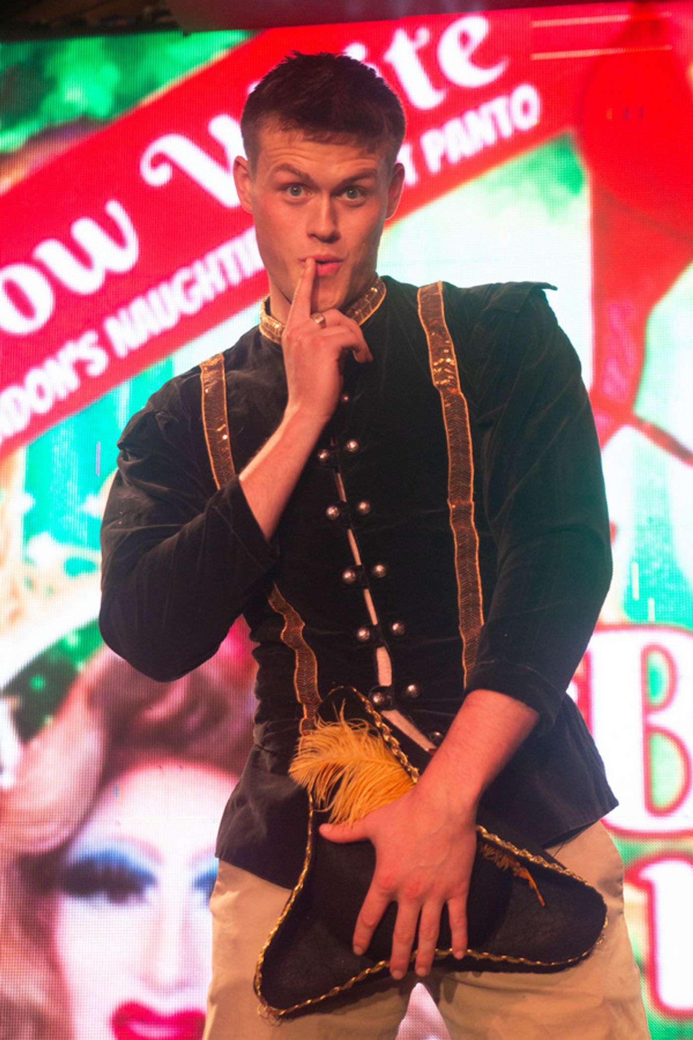 Photos: SNOW WHITE Pantomime at Vauxhall Theatre Photos: SNOW WHITE Pantomime at Vauxhall Theatre Image