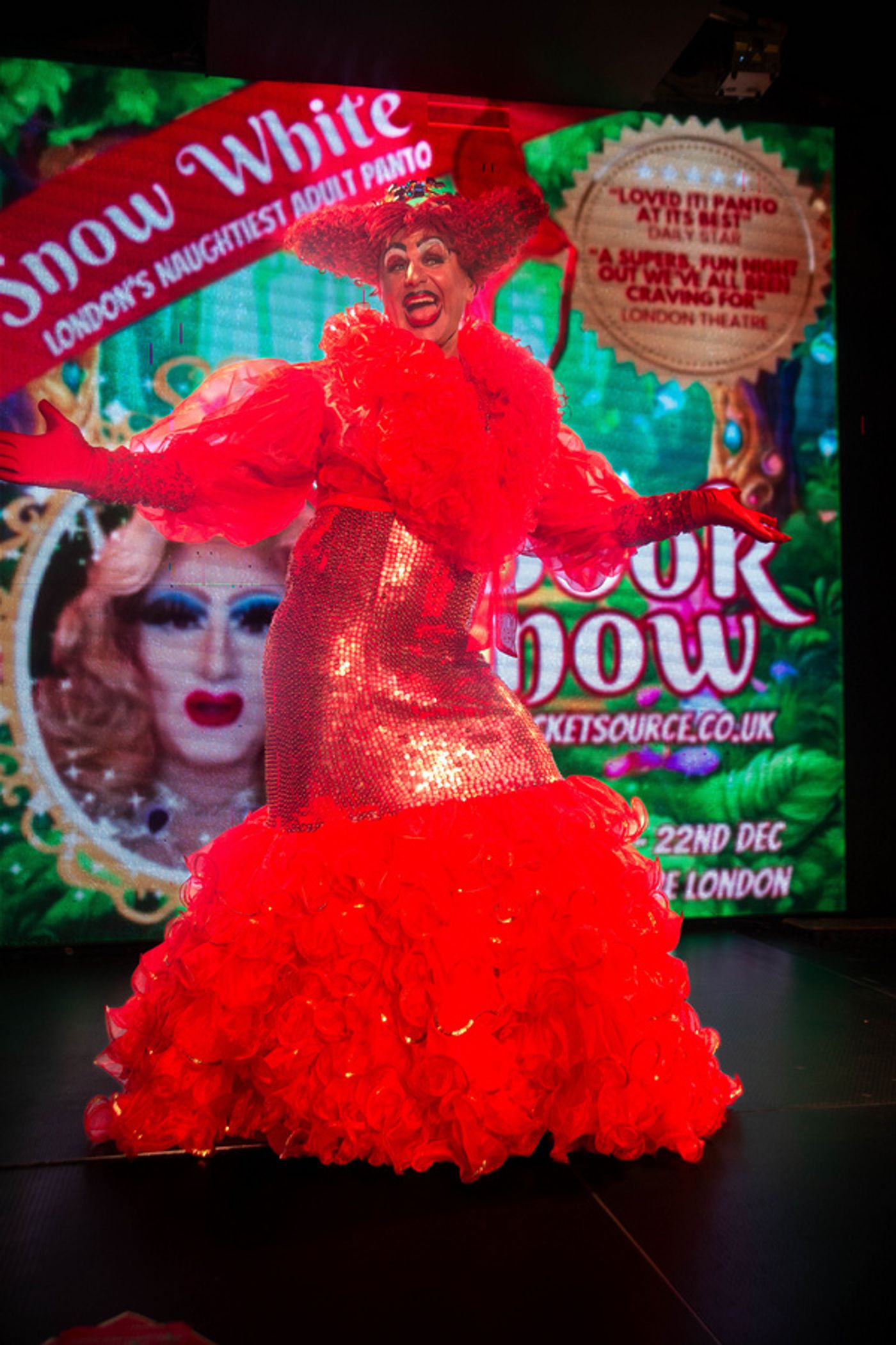 Photos: SNOW WHITE Pantomime at Vauxhall Theatre Photos: SNOW WHITE Pantomime at Vauxhall Theatre Image