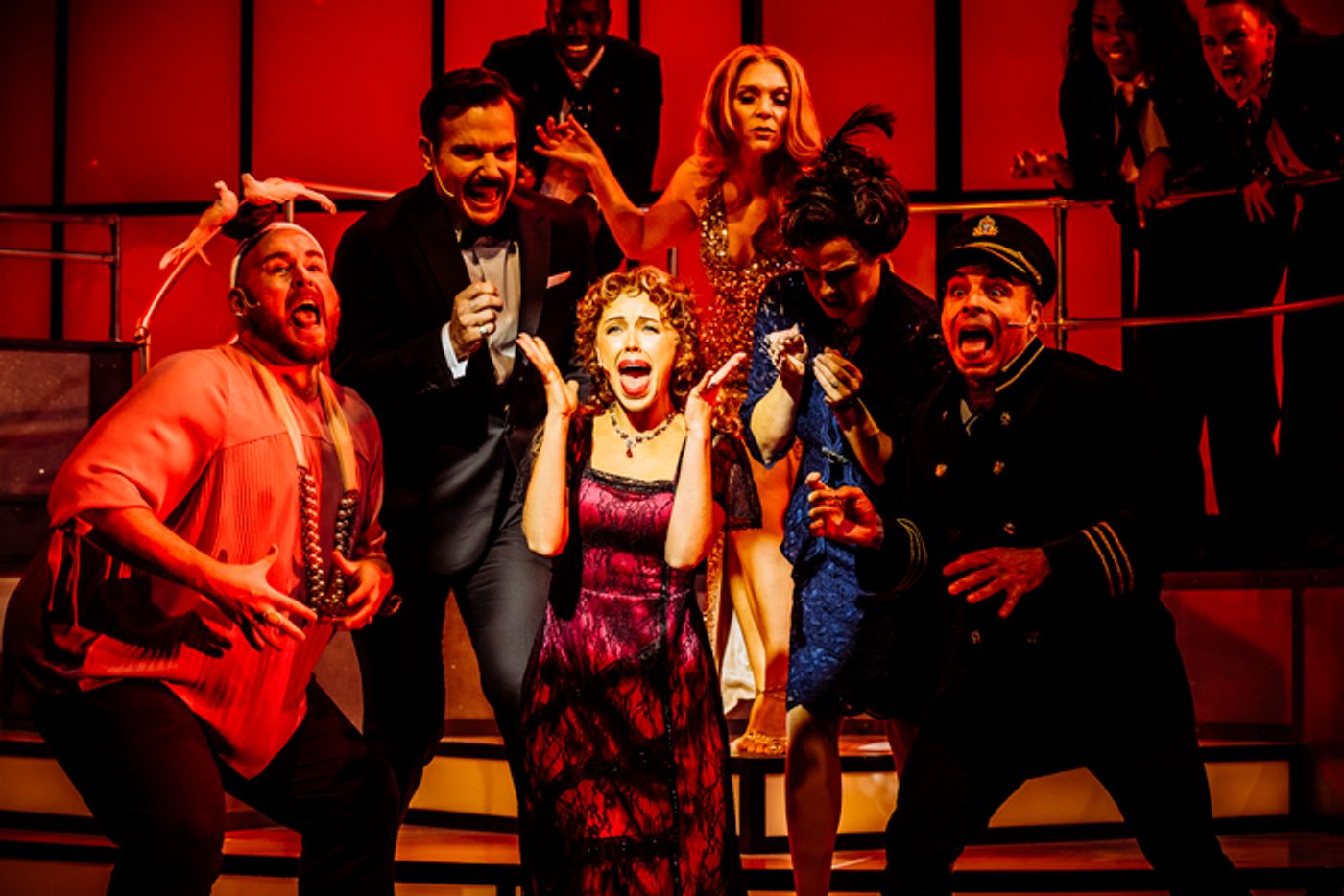 Photos: TITANIQUE Canadian Premiere Production  Image