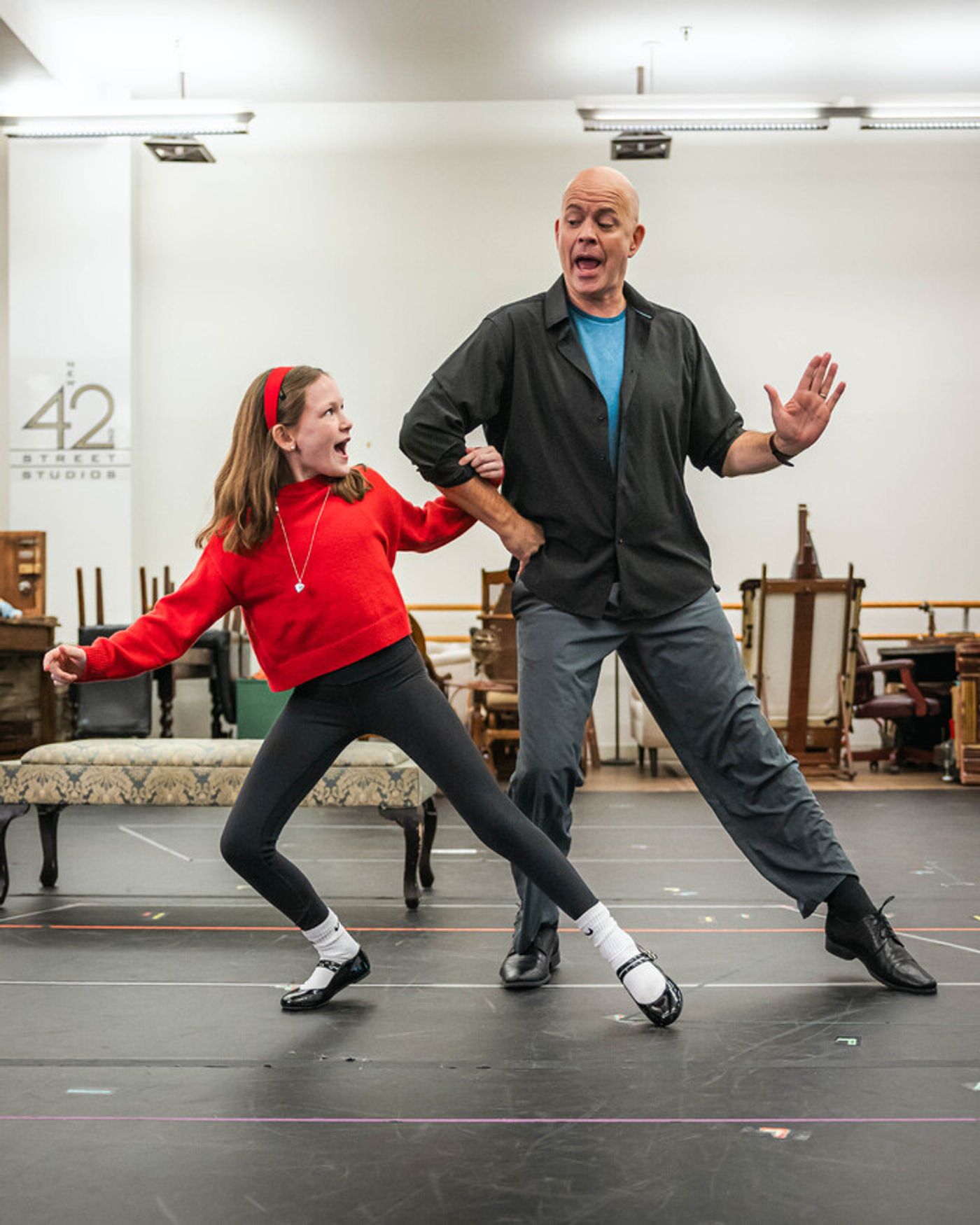 Photos: ANNIE Tour in Rehearsal Ahead of New York City Run  Image