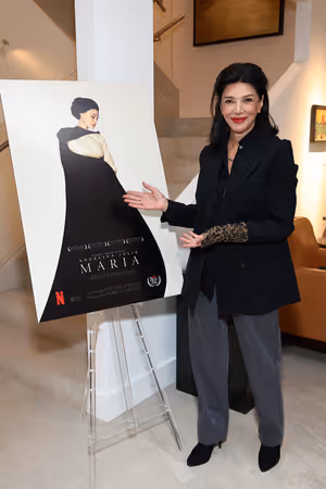 Shohreh Aghdashloo @ BroadwayWorld Shohreh Aghdashloo Photo