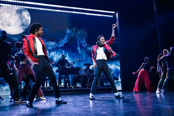 Photos: MJ on Broadway Presents Post-Show Performance of 'Thriller' — photo 4 of 12