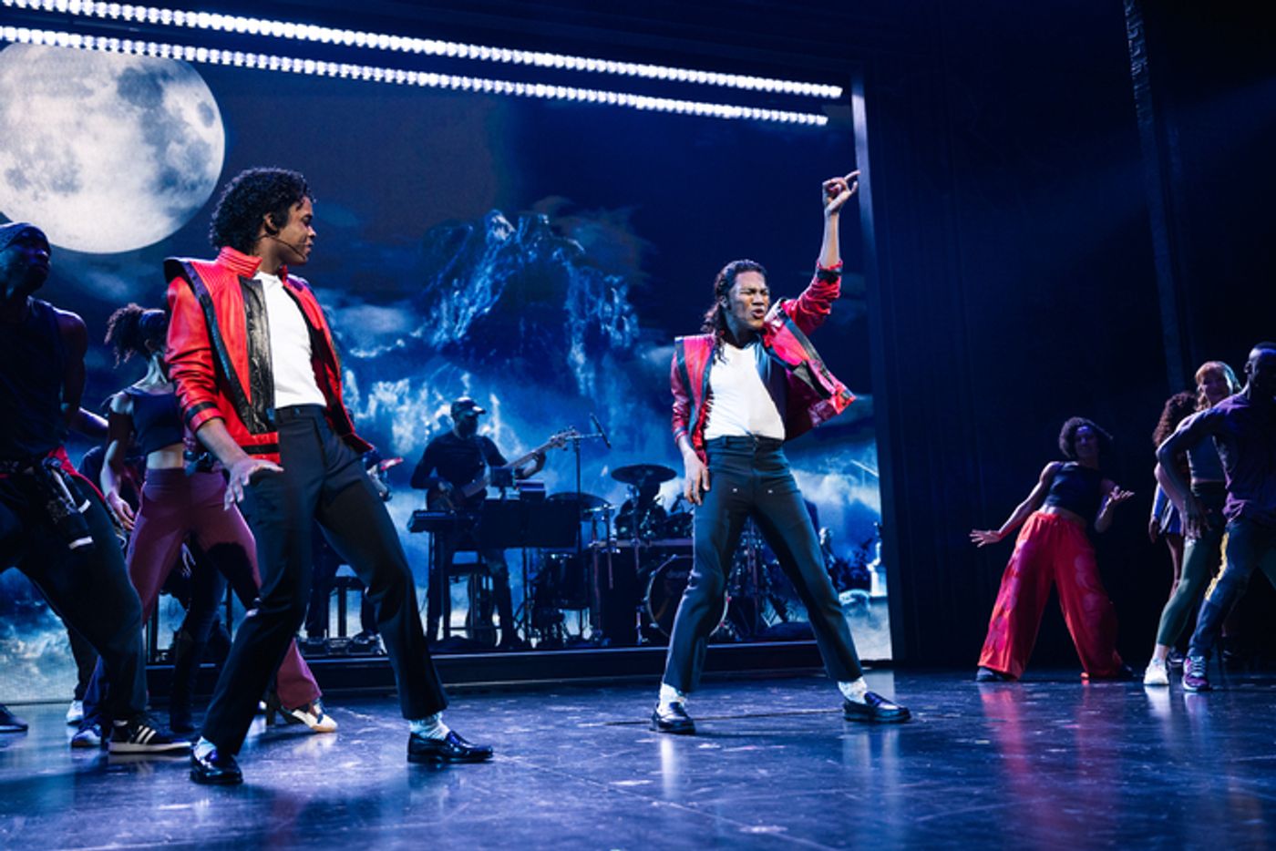 Photos: MJ on Broadway Presents Post-Show Performance of 'Thriller' Photos: MJ on Broadway Presents Post-Show Performance of 'Thriller' Image
