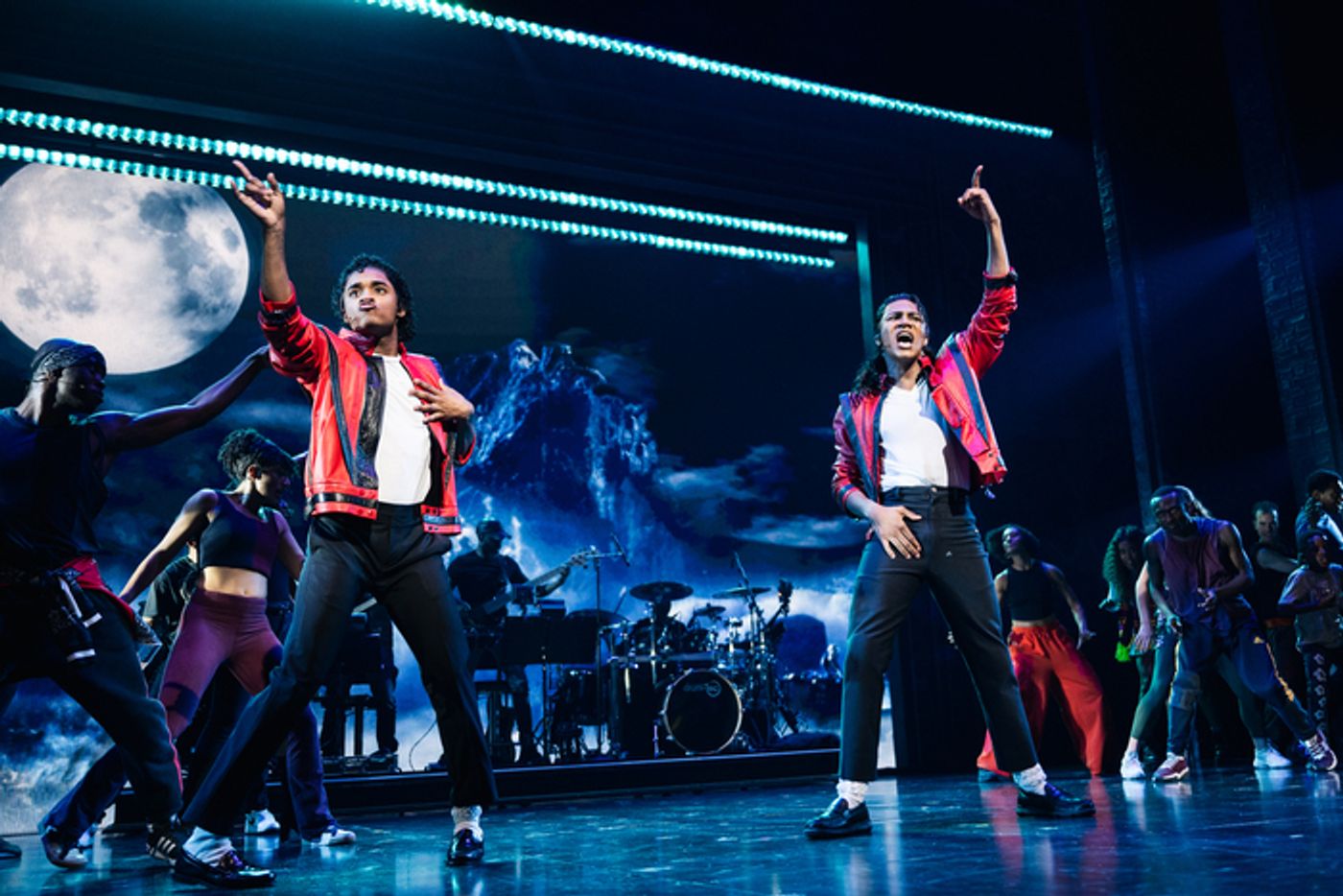 Photos: MJ on Broadway Presents Post-Show Performance of 'Thriller' Photos: MJ on Broadway Presents Post-Show Performance of 'Thriller' Image