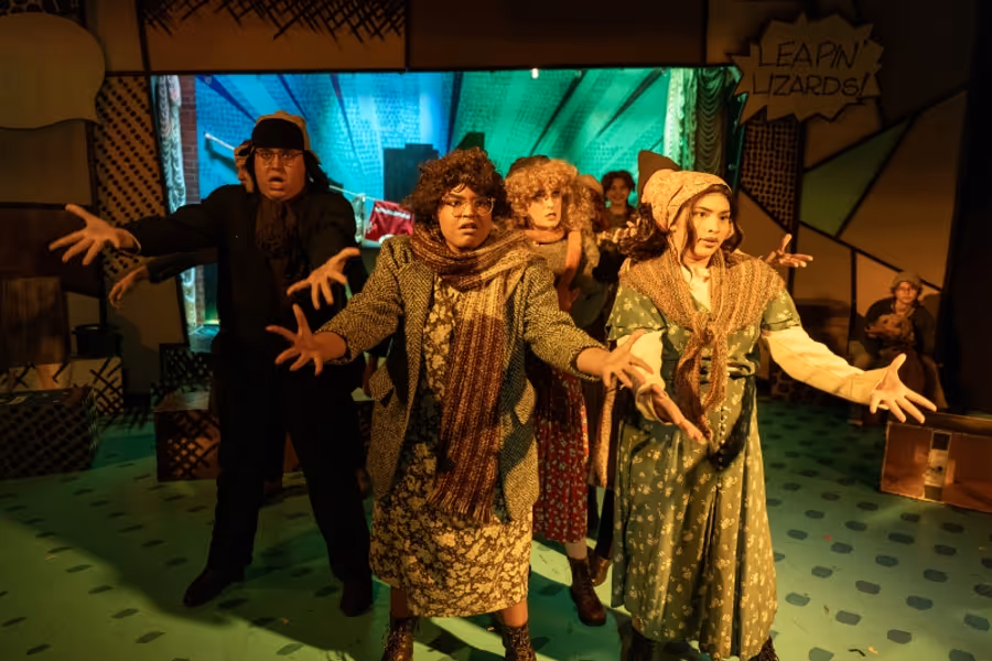Review: ANNIE at Theatre South Playhouse Image