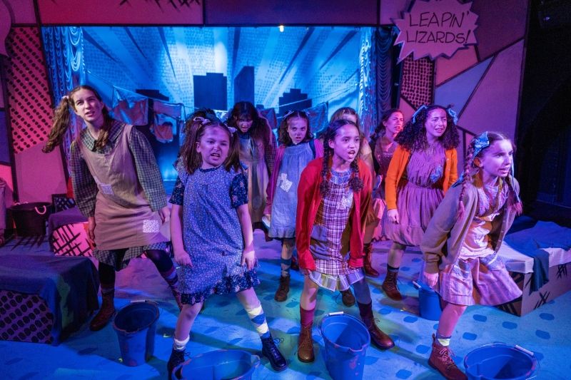 Review: ANNIE at Theatre South Playhouse Image