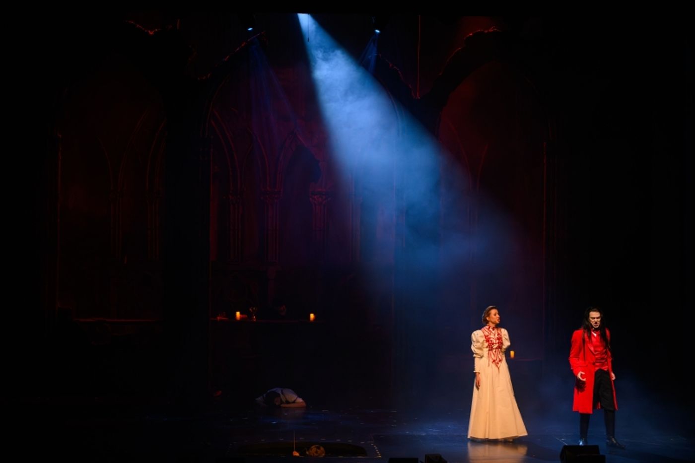 Review: DRACULA at Lodz Musical Theater Review: DRACULA at Lodz Musical Theater Image