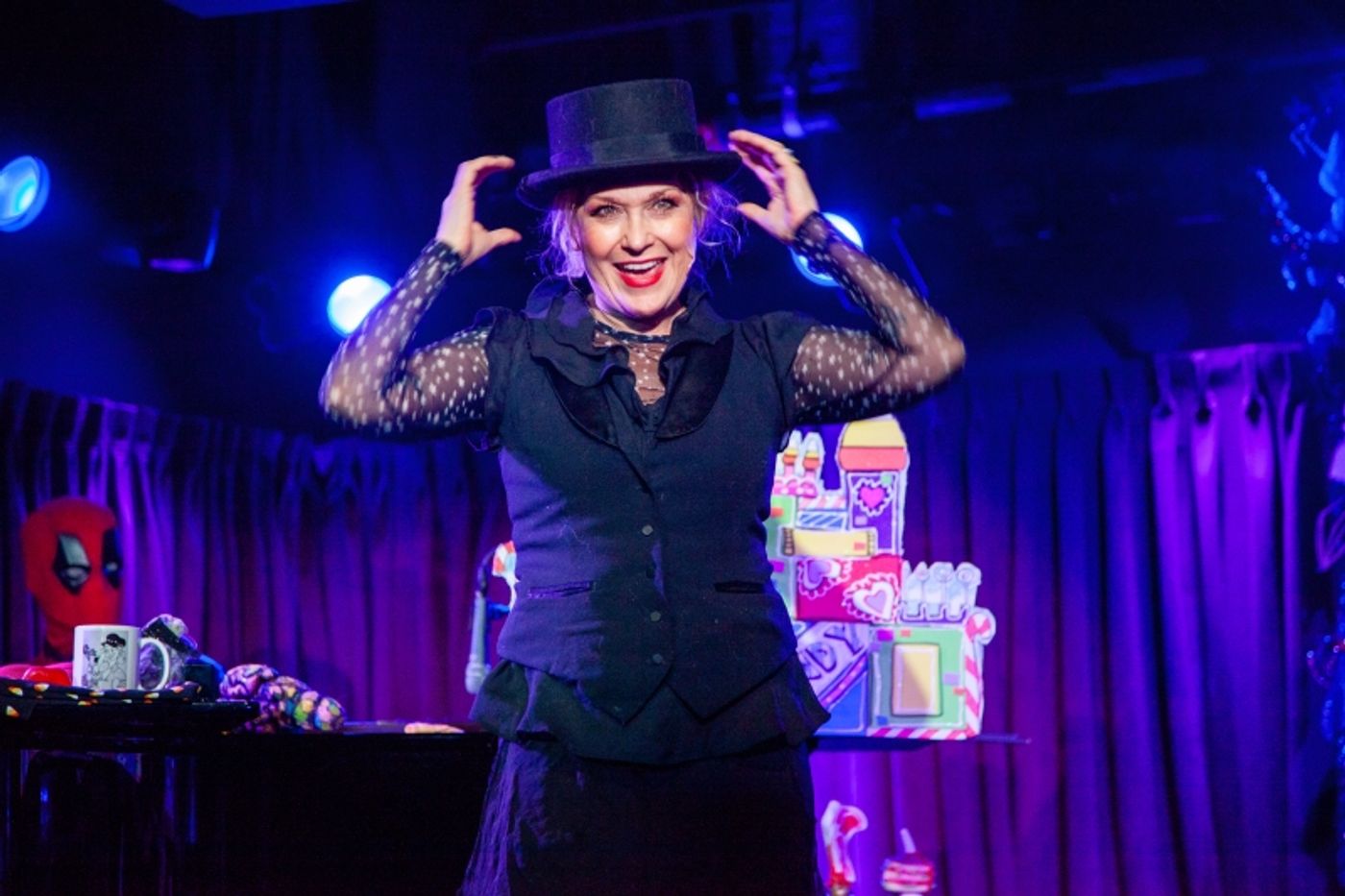 Photos: Leslie Carrara-Rudolph Brings MOONLIGHT MADNESS at The Green Room 42 Photos: Leslie Carrara-Rudolph Brings MOONLIGHT MADNESS at The Green Room 42 Image