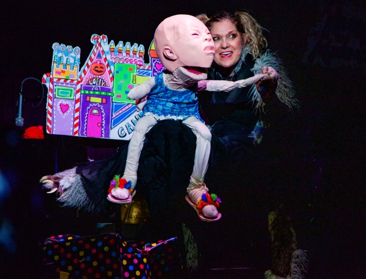 Photos: Leslie Carrara-Rudolph Brings MOONLIGHT MADNESS at The Green Room 42 Photos: Leslie Carrara-Rudolph Brings MOONLIGHT MADNESS at The Green Room 42 Image