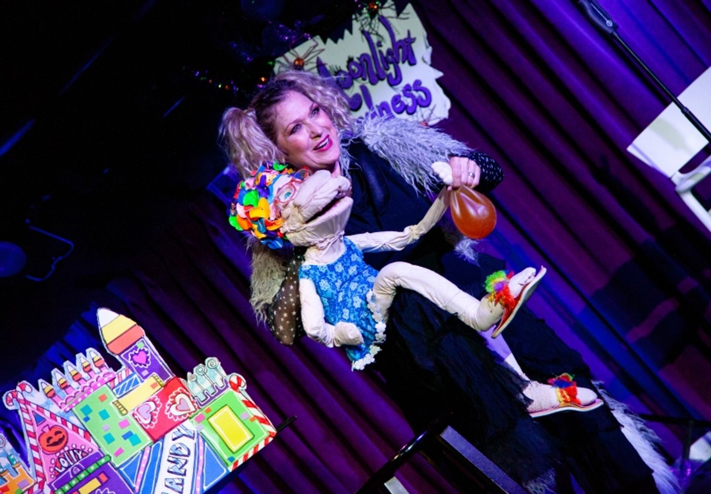 Photos: Leslie Carrara-Rudolph Brings MOONLIGHT MADNESS at The Green Room 42 Photos: Leslie Carrara-Rudolph Brings MOONLIGHT MADNESS at The Green Room 42 Image