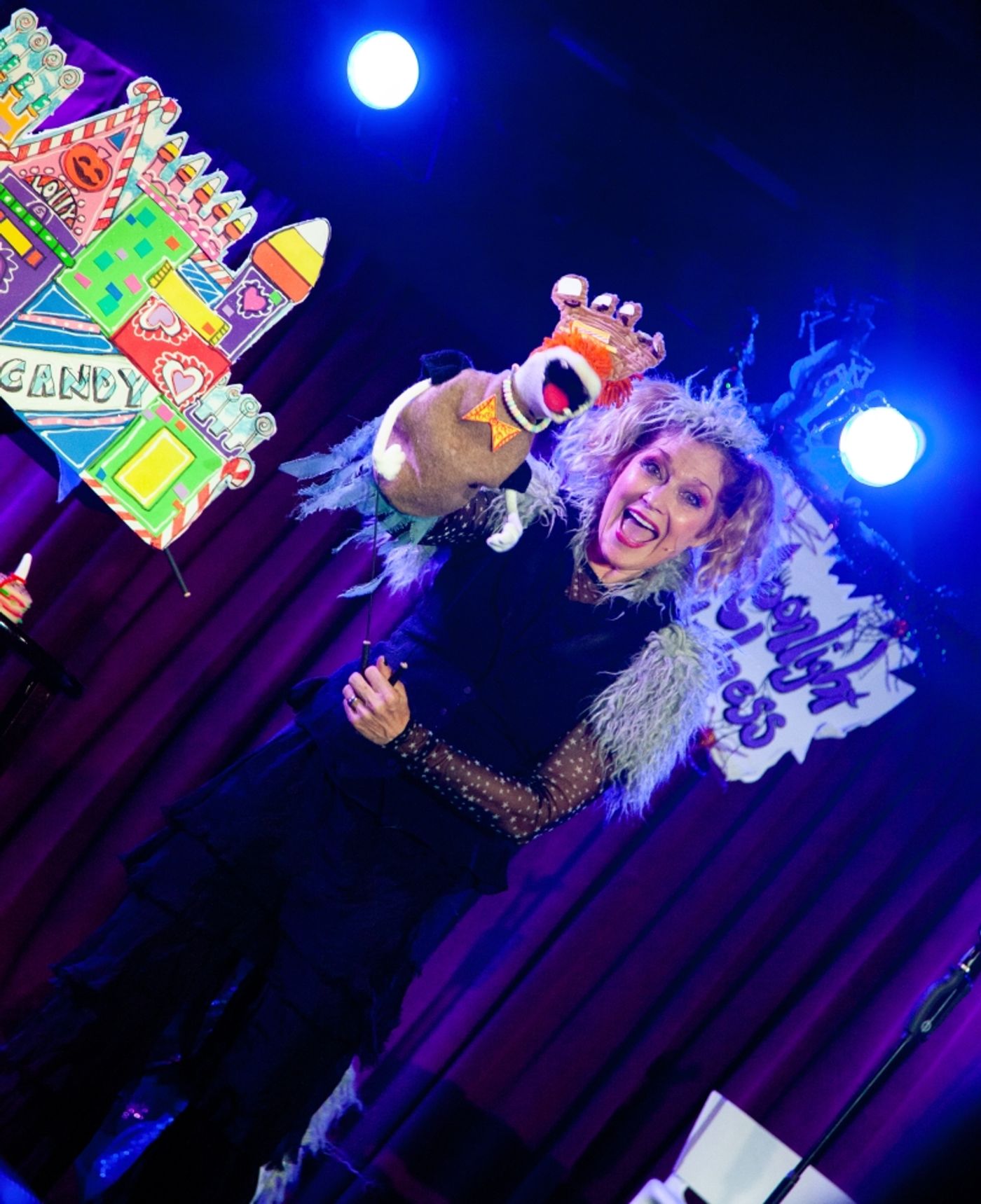 Photos: Leslie Carrara-Rudolph Brings MOONLIGHT MADNESS at The Green Room 42 Photos: Leslie Carrara-Rudolph Brings MOONLIGHT MADNESS at The Green Room 42 Image