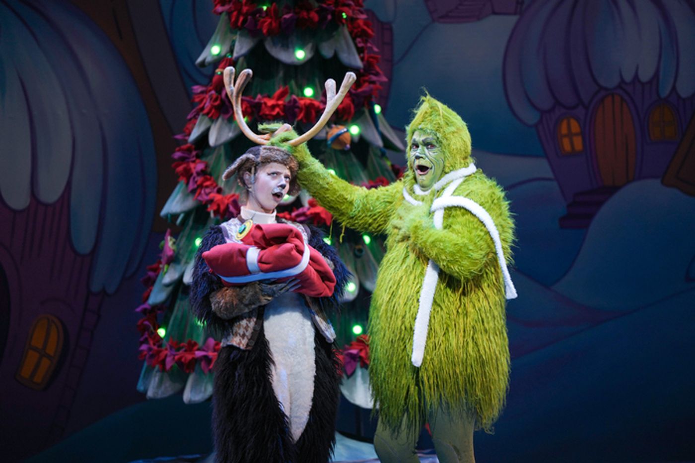 Photos: DR. SEUSS' HOW THE GRINCH STOLE CHRISTMAS! At Children’s Theatre Company  Image
