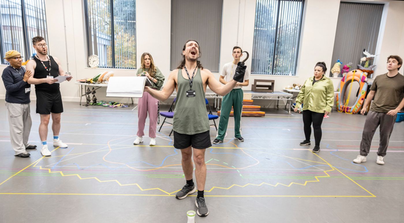 Photos: PETER PAN In Rehearsal At The Mercury Theatre Photos: PETER PAN In Rehearsal At The Mercury Theatre Image