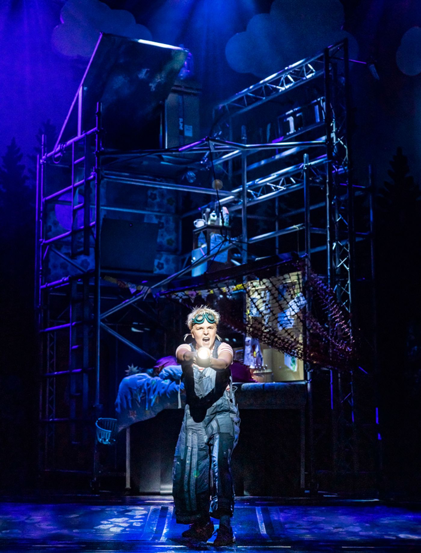 Photos: THE CREAKERS at London’s Southbank Centre’s Queen Elizabeth Hall Photos: THE CREAKERS at London’s Southbank Centre’s Queen Elizabeth Hall Image