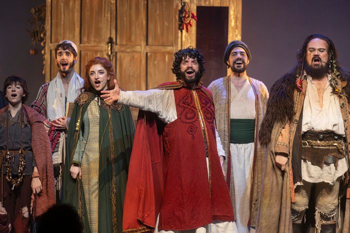 PHOTOS: Así fue la noche de estreno de EL MÉDICO en Barcelona PHOTOS: Así fue la noche de estreno de EL MÉDICO en Barcelona Image