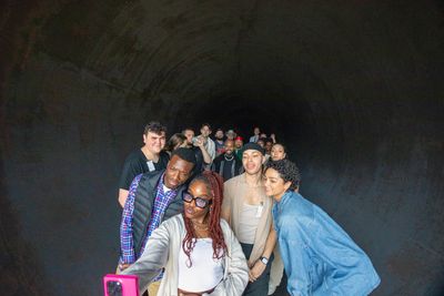Sixteen members of the cast and crew will participate in a short meet-and-greet, phot Photo