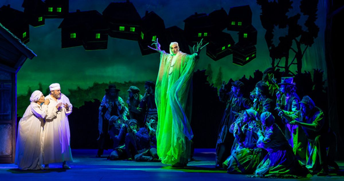 Valerie Perri, Jason Alexander, Gwen Hollander and Company at 