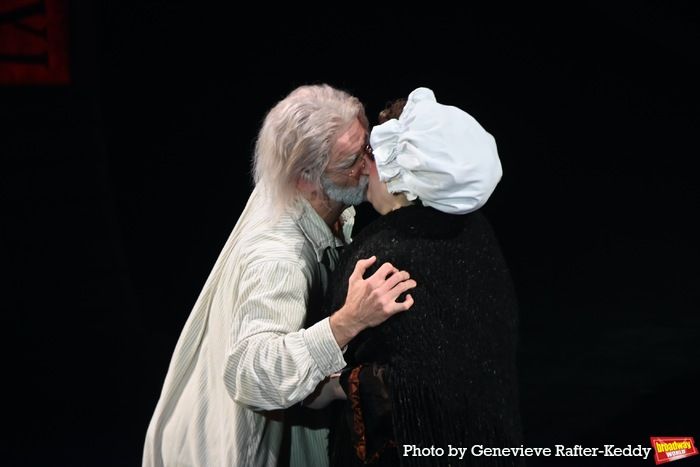 Photos: Cast of A CHRISTMAS CAROL at The Argyle Theatre Takes Opening Night Bows  Image